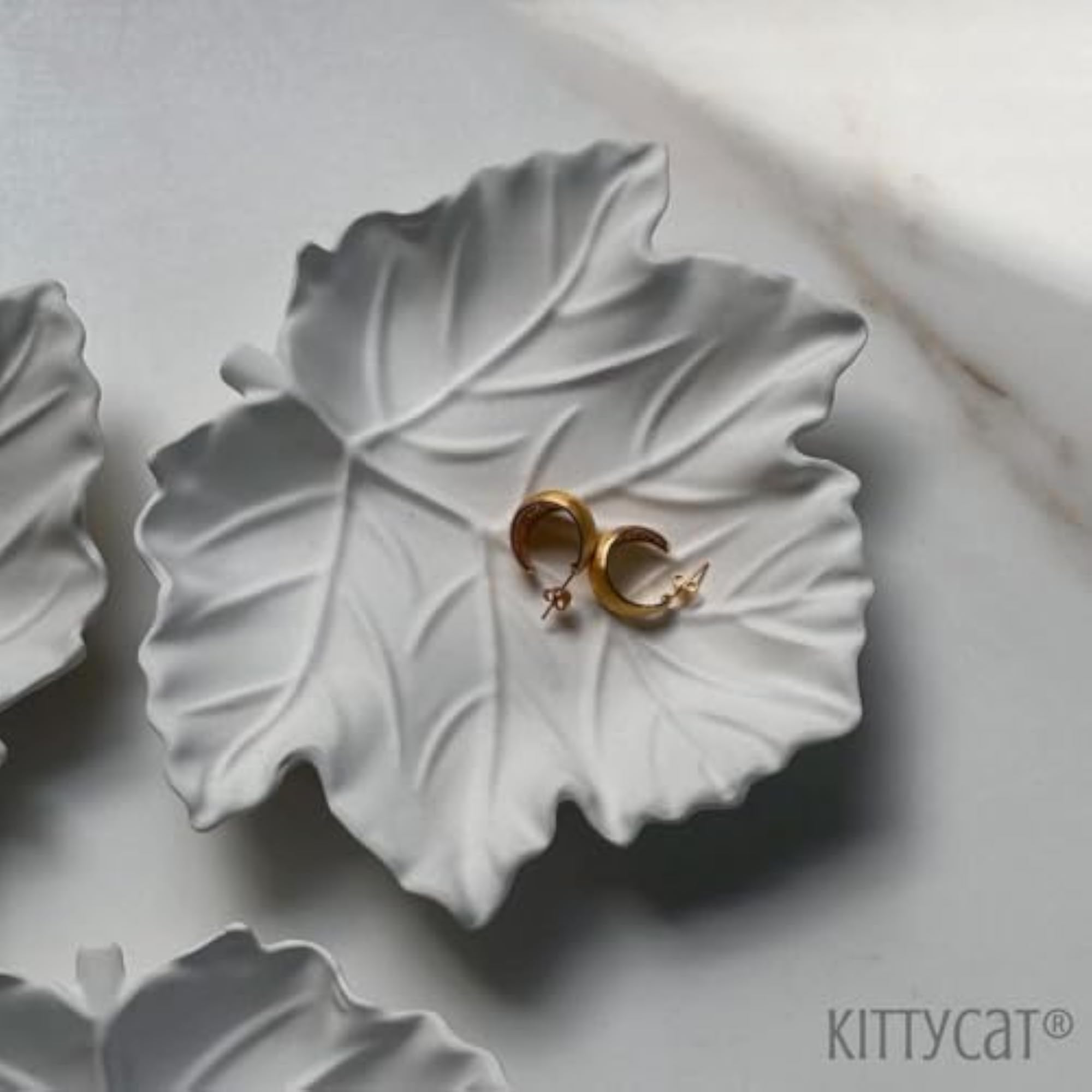 Leaf Concrete Jewelry Tray, Aesthetic Trinket Dish